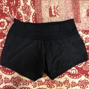 Black lululemon Speed Up running shorts